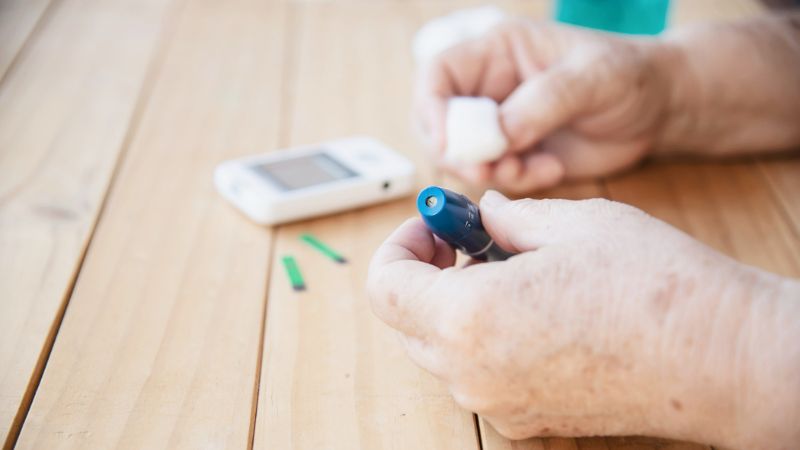 Creating a Balanced Meal Plan for Seniors with Type 2 Diabetes